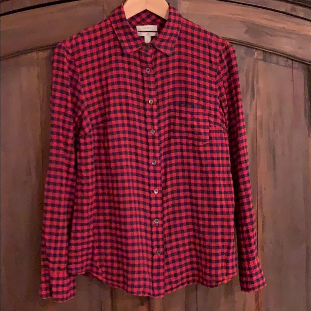 J.CREW CLASSIC RED NAVY GINGHAM BUTTON UP SHIRT